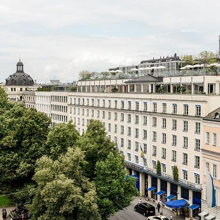 โรงแรมไบเออริเชอร์โฮฟ มิวนิก ภายนอก รูปภาพ Residential buildings in the quarter
